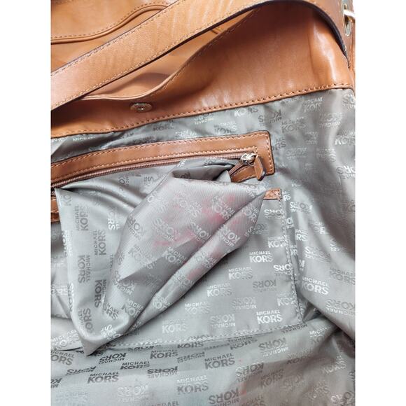 Michael Kors Jamesport Tan Brown Leather Zipper Pockets Chain Strap Shoulder Bag - Picture 11 of 16